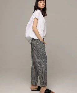 Ozai N Ku White Top Tops