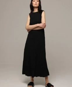 Ozai N Ku Black Full Dress