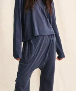 THE GREAT Tops The Long Sleeve Crop Tee