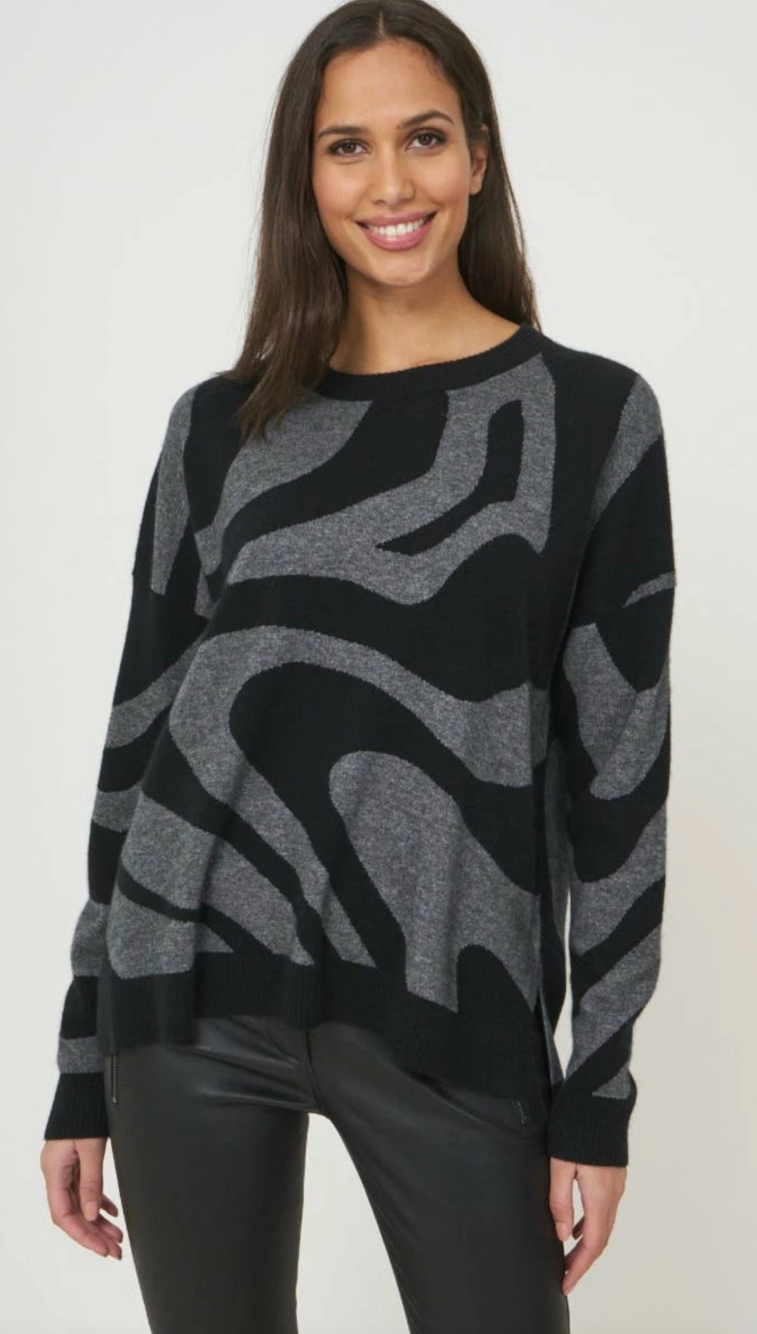 REPEAT CASHMERE Sweaters Gray & Black Cashmere Sweater 1 REPEAT CASHMERE Sweaters Gray & Black Cashmere Sweater