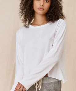 THE GREAT Tops The Long Sleeve Crop Tee