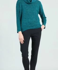 CLARA S. Ribbed Soft Turtleneck Sweater W/Ribbed Hem