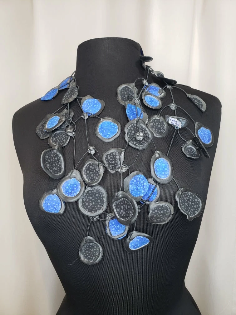 Annemieke Broenink Batik Necklace Accessories 20 Annemieke Broenink Batik Necklace Accessories