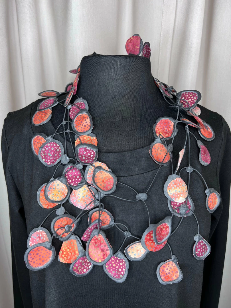 Annemieke Broenink Batik Necklace Accessories 2 Annemieke Broenink Batik Necklace Accessories