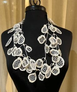 Annemieke Broenink Mesh Crystals Necklace