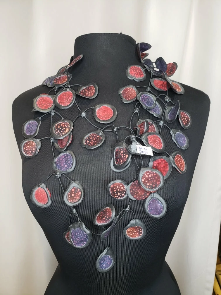 Annemieke Broenink Batik Necklace Accessories 14 Annemieke Broenink Batik Necklace Accessories