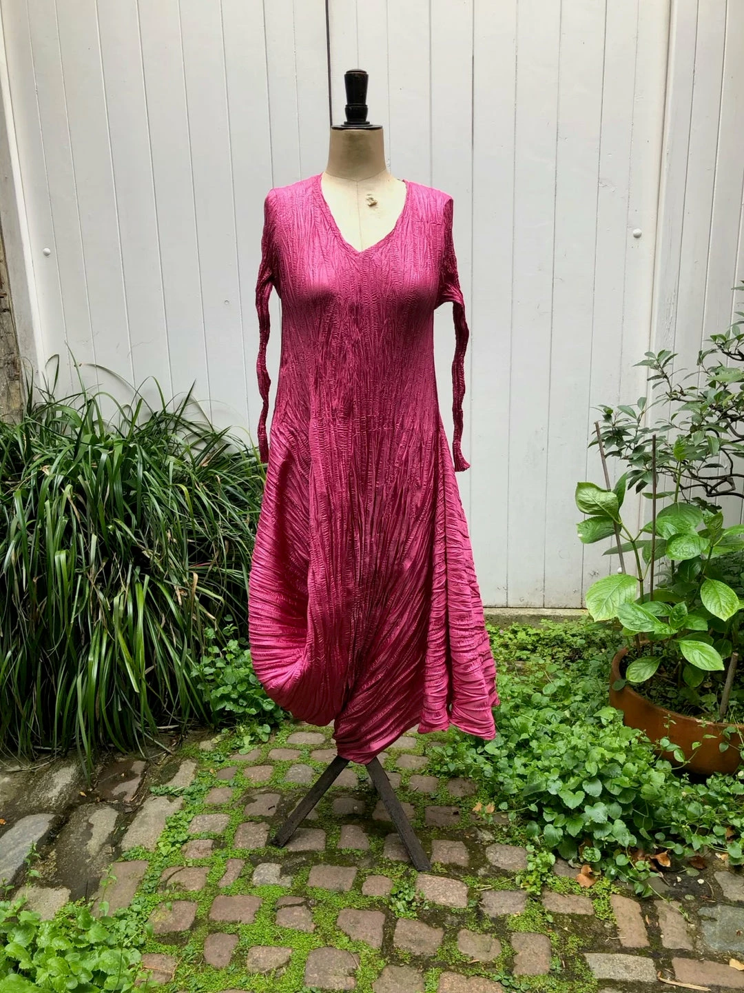 Ray Harris Twist Dress 1 Ray Harris Twist Dress