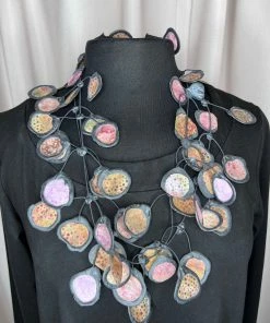 Annemieke Broenink Batik Necklace Accessories 24 Annemieke Broenink Batik Necklace Accessories