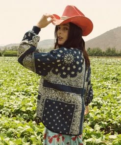 THE GREAT The Quilted Bomber In Navy