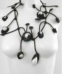 Annemieke Broenink Big Pearl Necklace Accessories 7 Annemieke Broenink Big Pearl Necklace Accessories